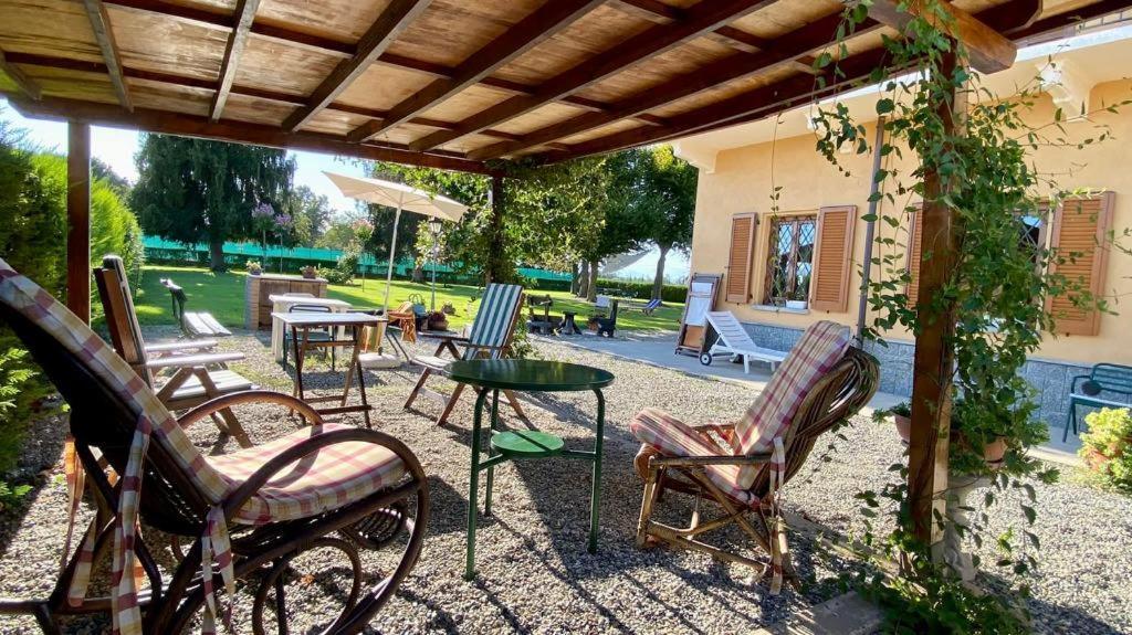 Bed and Breakfast Cascina la Barona Savigliano Exterior foto